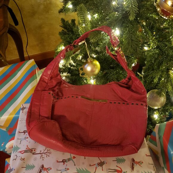 Brand New, Never Used Bueno Berry Pink Hobo Style Handbag - Picture 2 of 4